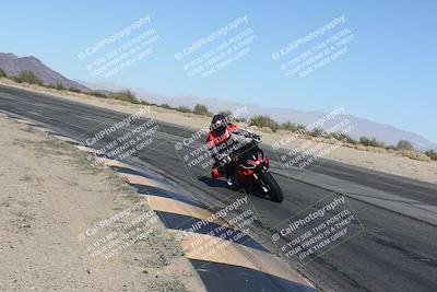 media/Dec-01-2025-Moto Forza (Mon) [[2daa91e15f]]/2-Intermediate Group/Session 4 (Turn 10 Inside)/